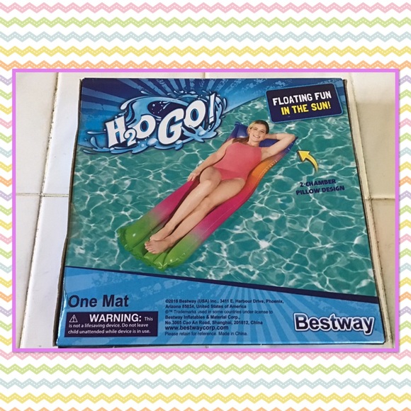 Rainbow pool mat - Picture 2 of 3